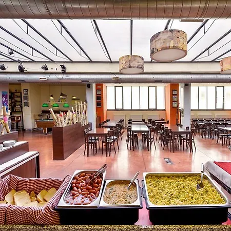 Plus Prague Hostel *