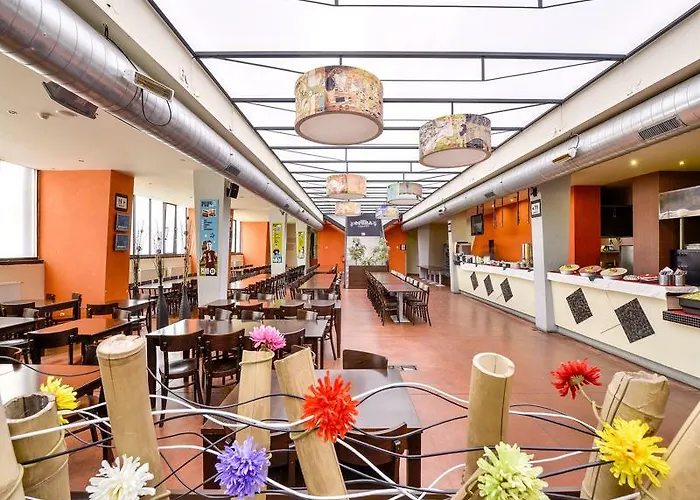 מלון Plus Prague Hostel *