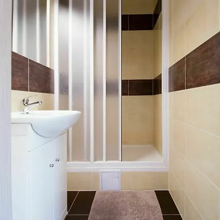 Plus Prague Hostel Отель Прага