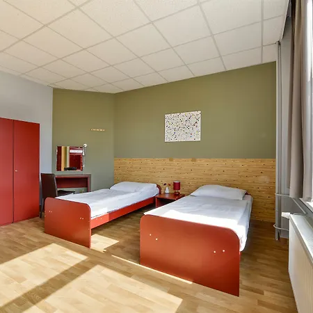 Plus Prague Hostel *